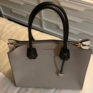 Michael Kors Hand bag / shoulder bag